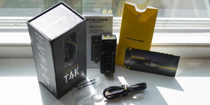 Viss Nitecore T4K kastē