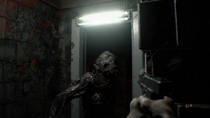 Vai 7 Resident Evil ir vērts spēlēt? Resident Evil 7 veidotā būtne