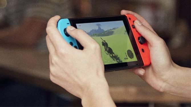 Nintendo Switch rokas režīms