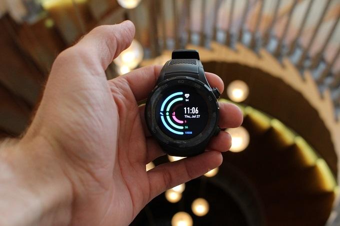 Huawei Watch 2 uzaicinātāji operētājsistēmas Android Wear 2.0 versijā (pārskats un Giveaway) Huawei Watch 2 3