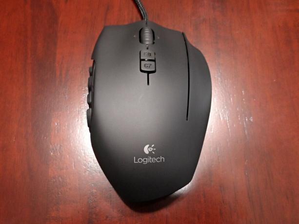 razer naga logitech g600 peles apskats