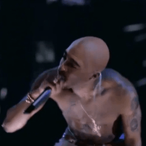 Tupac hologrammas aizmugures tehnika un kā tā varētu satricināt pasauli [MakeUseOf Explains] Tupac Hologramma