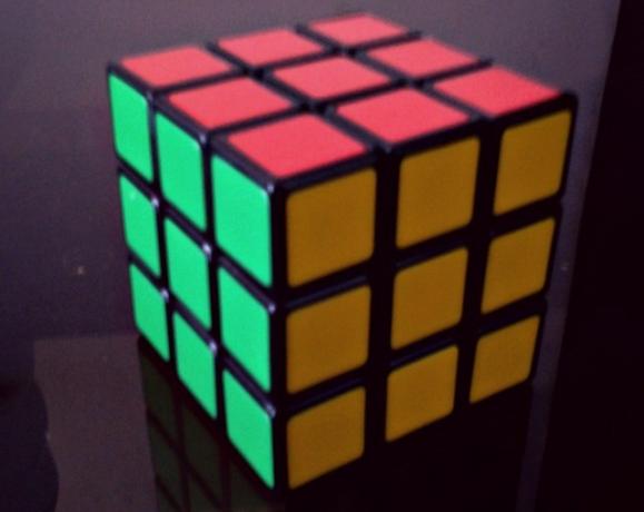 rubiks-kubs-atrisināts-2