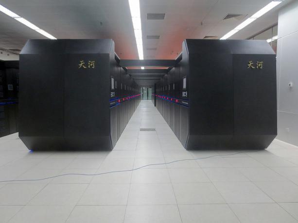 Tianhe-2 superdators