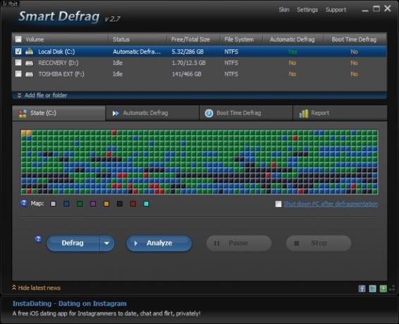 IObit Smart Defrag: lielisks cietā diska defragmentēšanas un optimizācijas rīks [Windows] UI logs ar reklāmkarogu