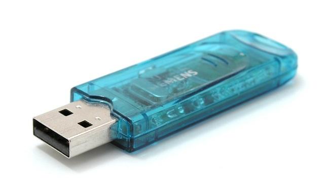 USB datu nūja