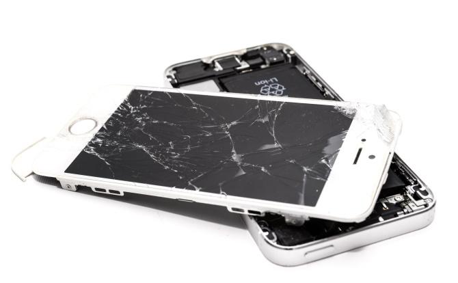 Apsveriet sava iPhone tālruņa apdrošināšanu