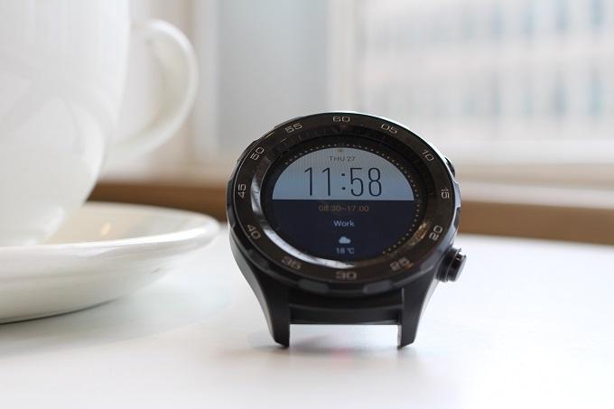 Huawei Watch 2 uzaicinātāji operētājsistēmas Android Wear 2.0 versijā (pārskats un Giveaway) Huawei Watch 2 6