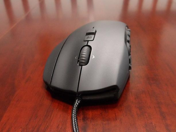 razer naga logitech g600 peles apskats