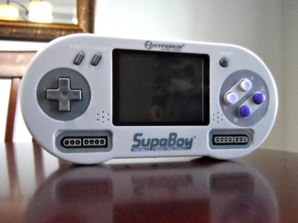 hyperkin supaboy pārskats portatīvās snes