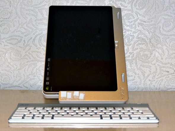 acer iconia W7 planšetdators