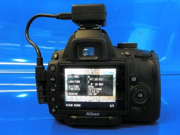 nikon-gps-adapteris