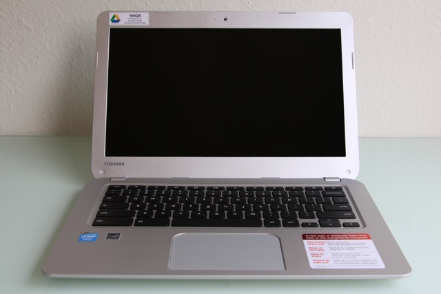 Toshiba CB35-A3120 Chromebook pārskats un Giveaway toshiba CB35 A3120 pārskats 5