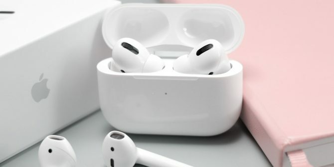 Apple AirPods un AirPods Pro