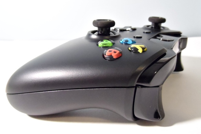 xbox one spēļu konsoles pārskats