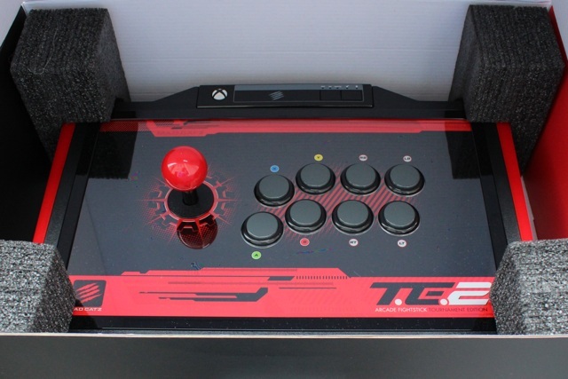 Mad Catz Arcade FightStick Tournament 2. izdevuma apskats un bezmaksas dāvanas Mad Catz Arcade Fightstick turnīra apskats 1